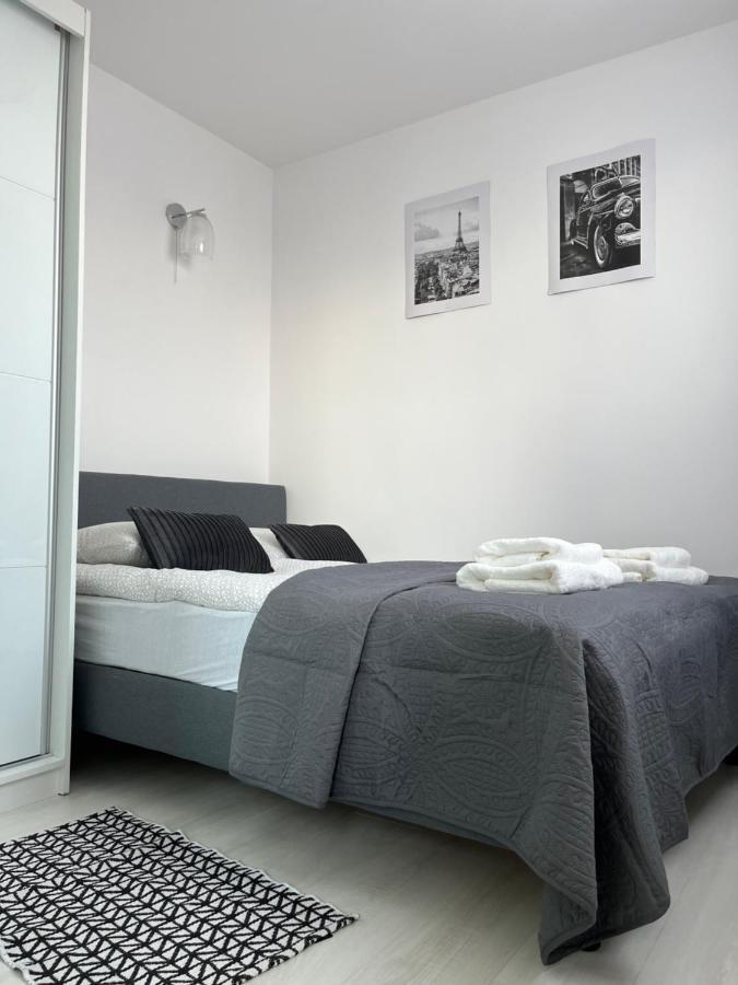 Inside Solec With Private Parking Butas Warsaw